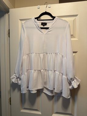 Discreet White Tiered Ruffle Tunic Blouse